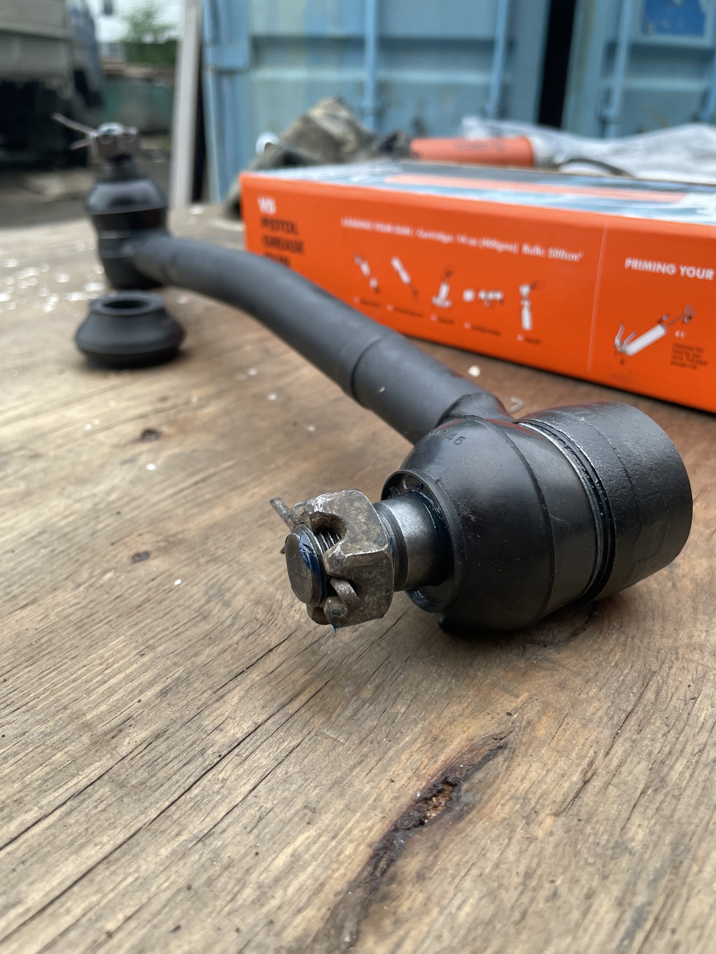 Пыльники рулевой продольной тяги+ новый рулевой демфер — Isuzu Elf, 4,3 ...