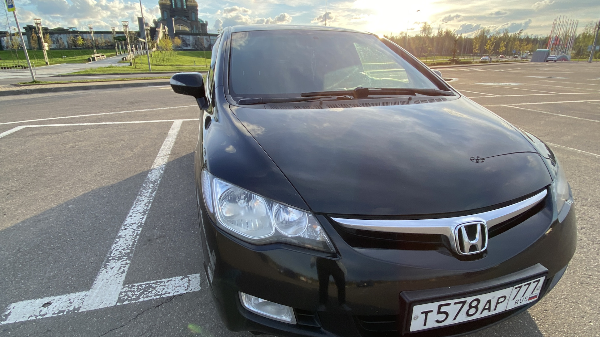 Honda Civic 4D (8G) 1.8 бензиновый 2008 | Чёрная Акулка на DRIVE2