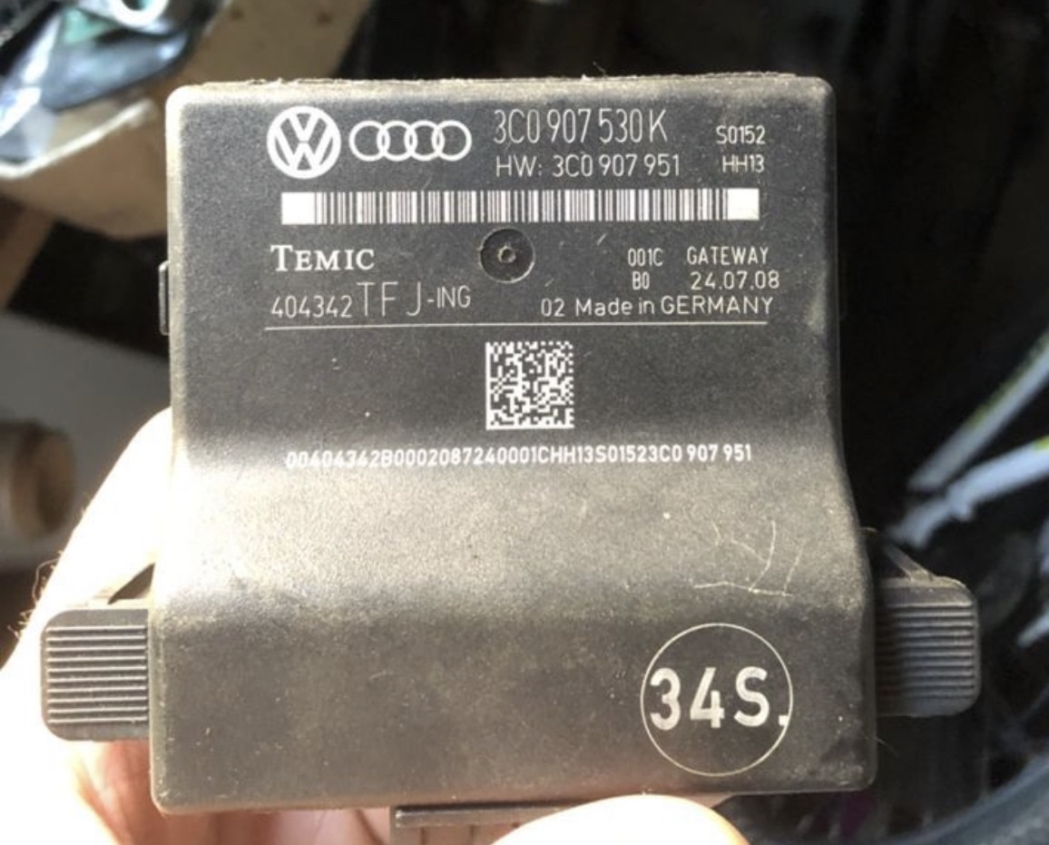 Замена магнитолы — Volkswagen Passat B6, 2 л, 2007 года | автозвук | DRIVE2