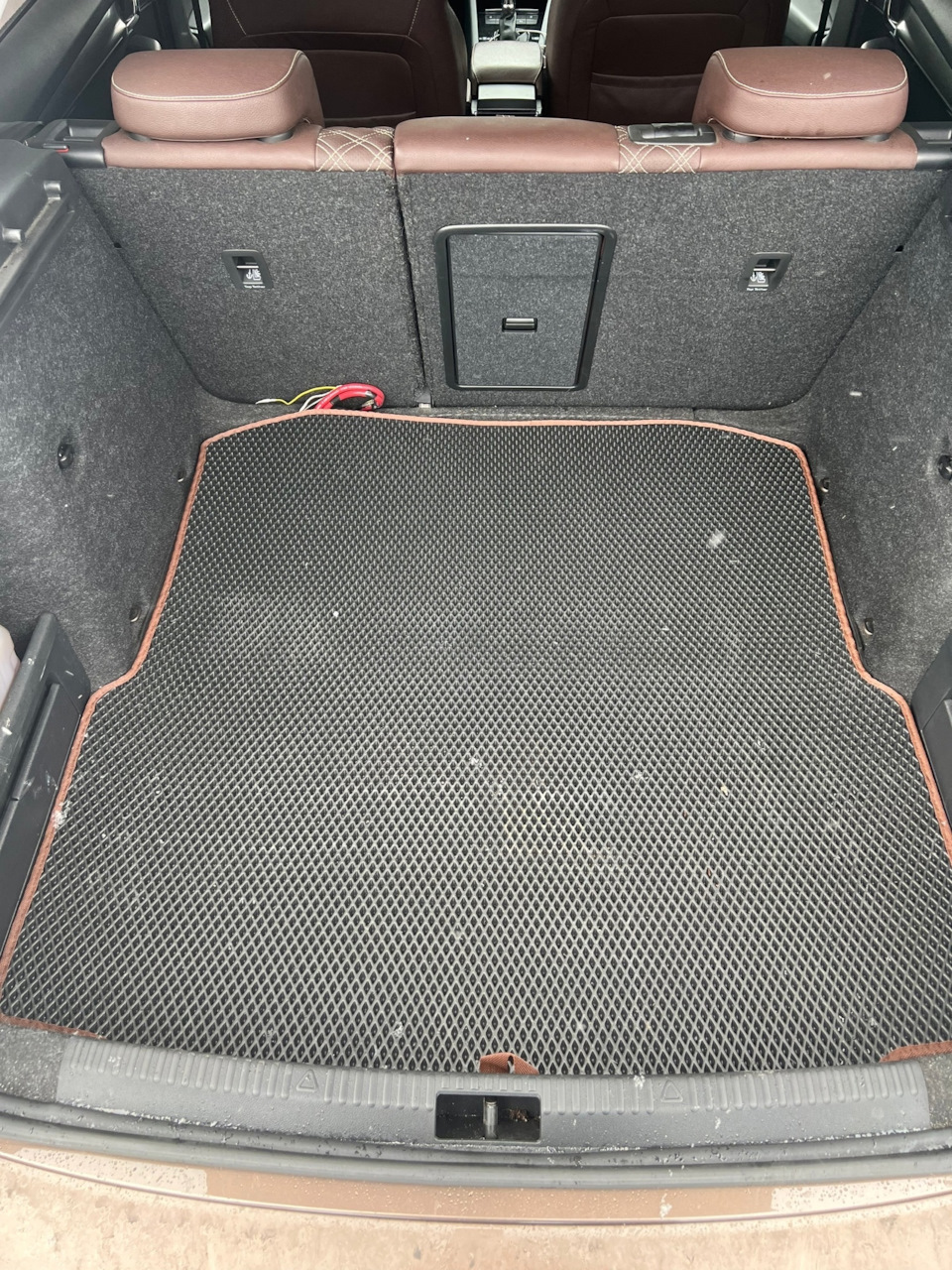 #3 Сетки в багажник. Коврик в багажник EVA. — Skoda Octavia A7 Mk3, 1,8 ...