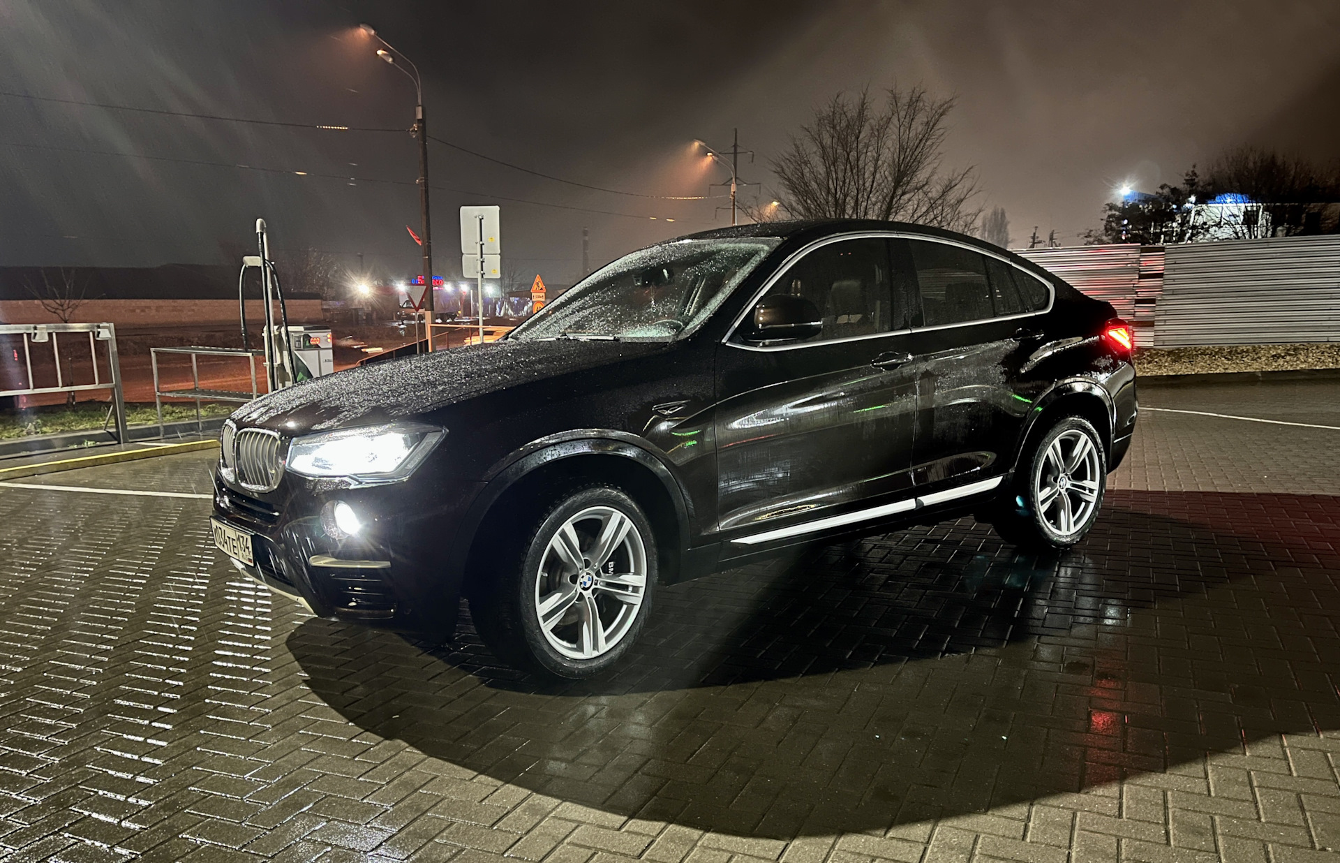 Диски в продаже. Подготовка к зиме. Ковры Seintex. — BMW X4 (F26), 3 л,  2014 года | аксессуары | DRIVE2