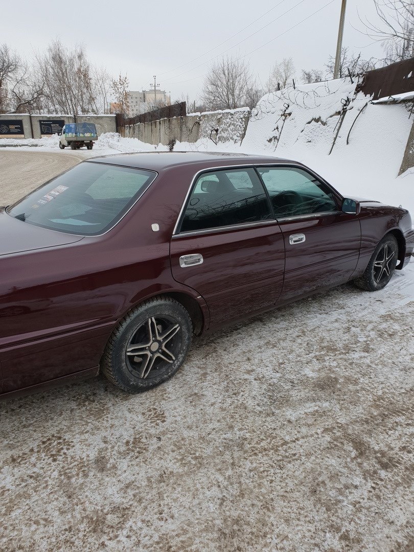 Темная вишня — Toyota Crown (S150), 2,5 л, 1996 года | стайлинг | DRIVE2