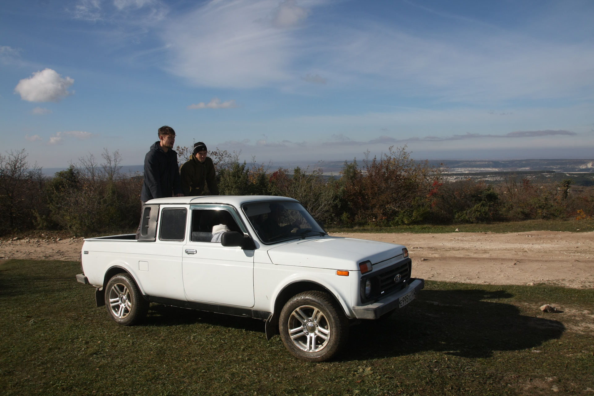 лада нива пикап lada 2329