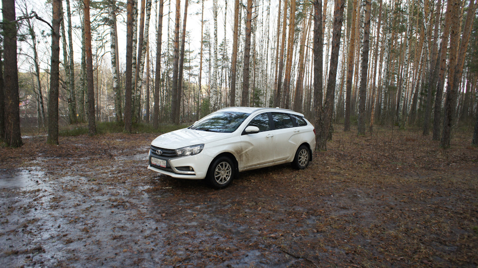 Вот такая предновогодняя погода выдалась в Сарове… — Lada Vesta SW (1G)