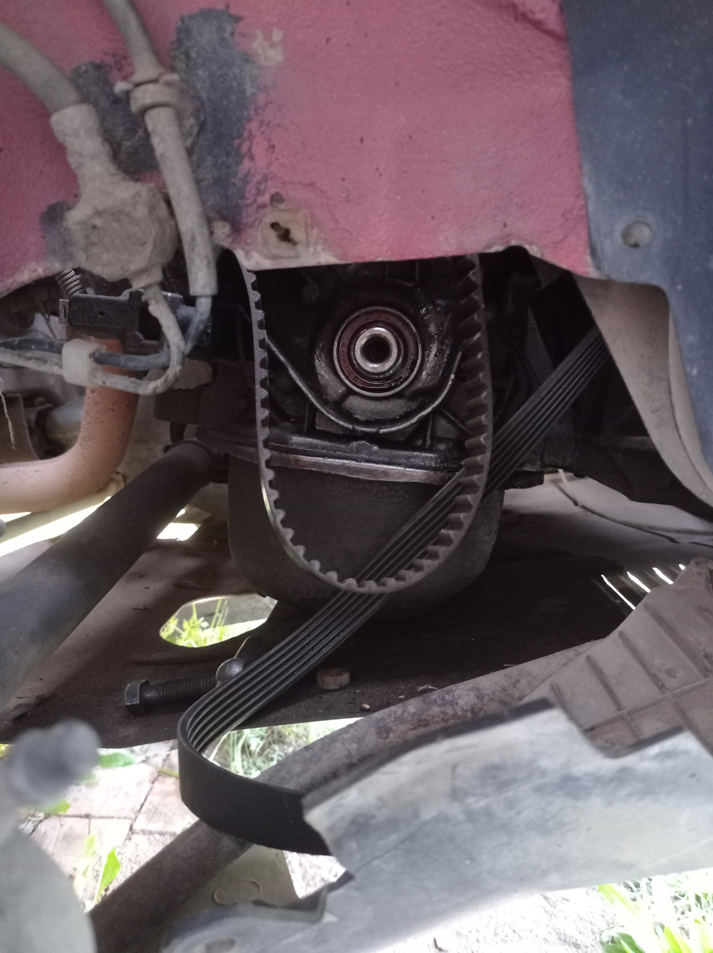 Шкиф коленвала и все что под ним! — Lada Гранта, 1,6 л, 2012 года ...