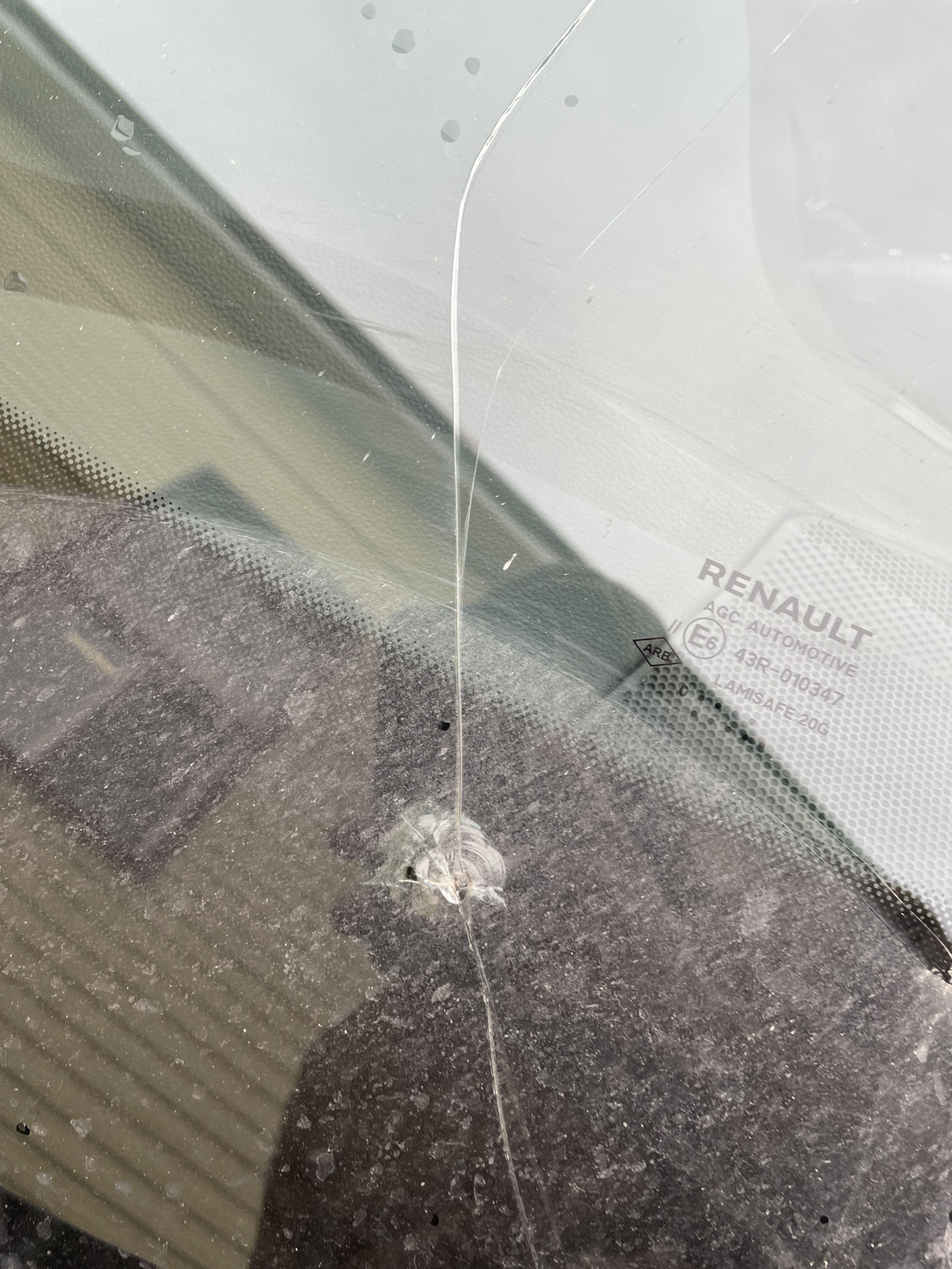 Щетки гибридные heyner + адаптер. — Renault Arkana, 1,6 л, 2020 года ...