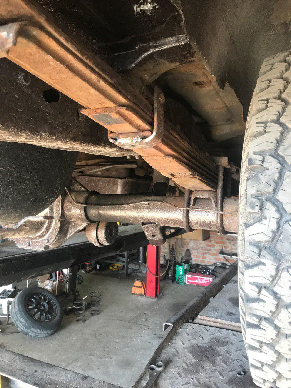 Как заменить рессоры в ford econoline ? — Ford E-Series (3G), 5 л, 1987 ...