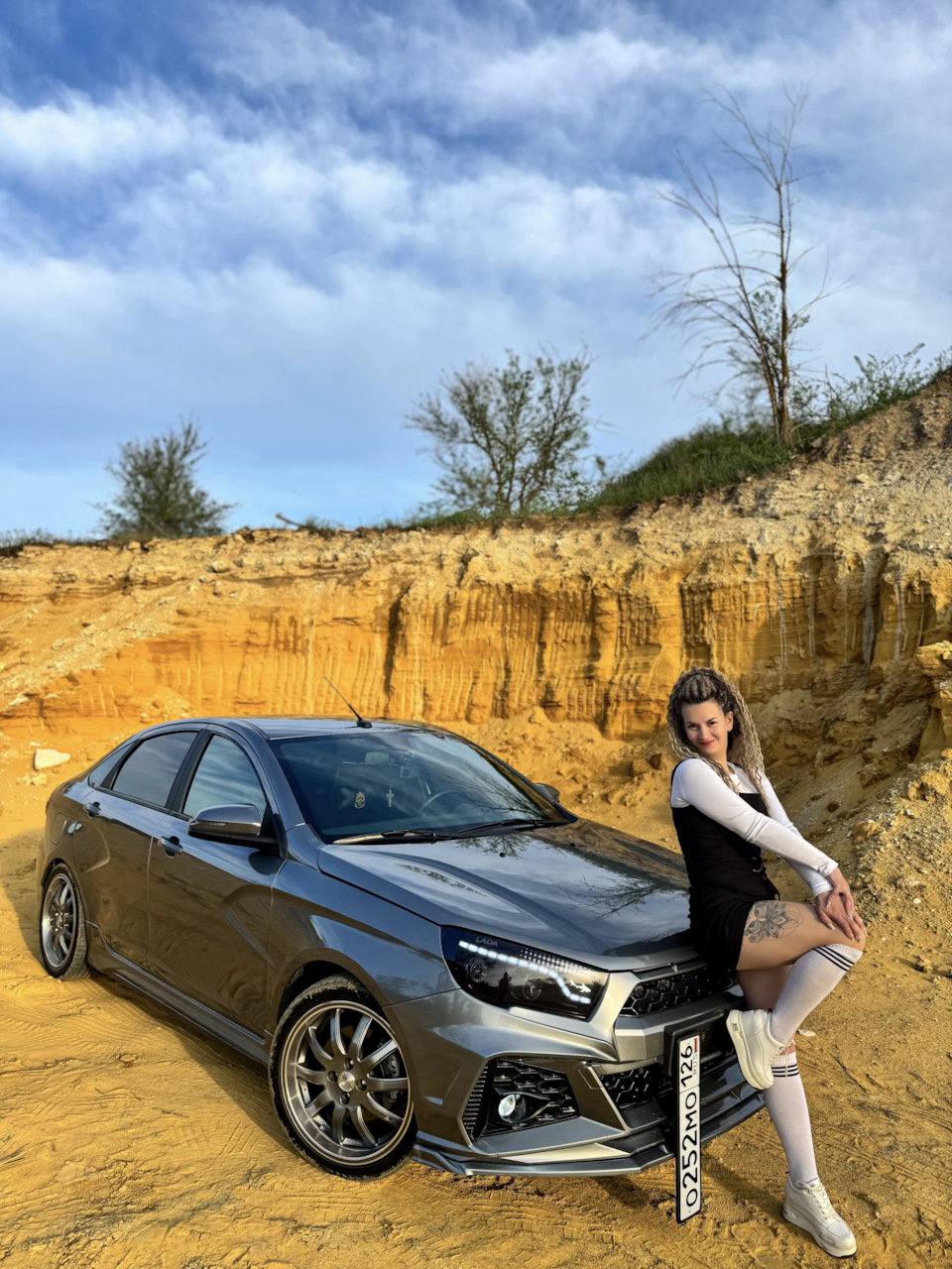 ✨ — Lada Vesta (1G)