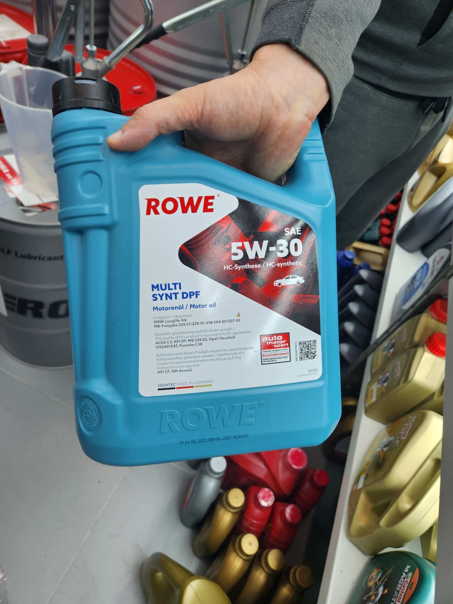 Rowe 5w30 ll04. Хеликс машина.