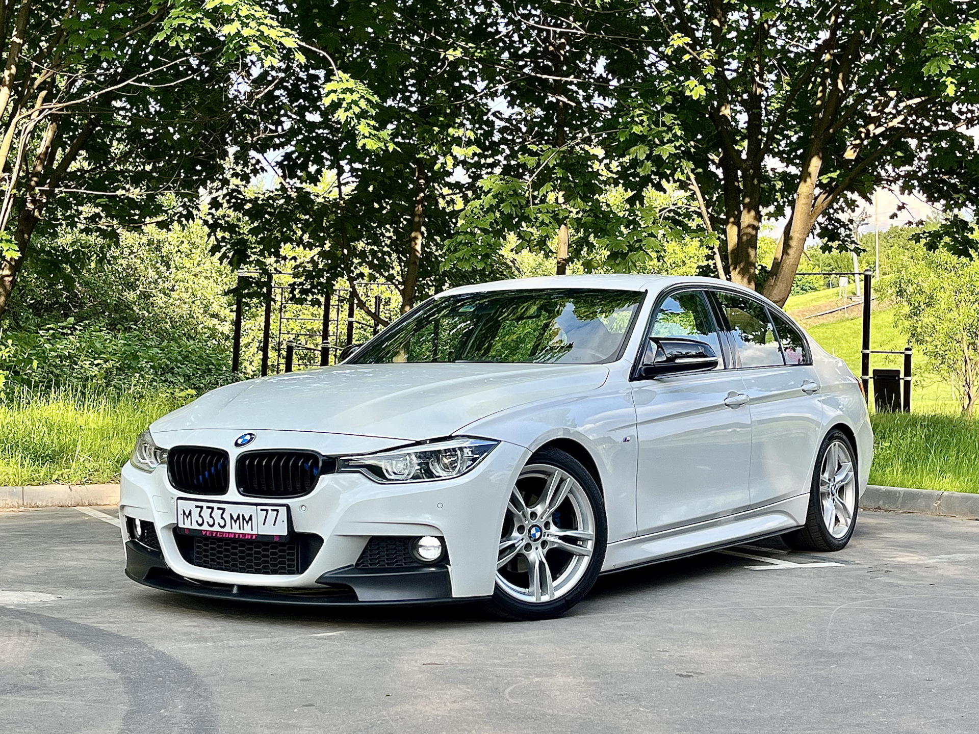 BMW 328 2015 Luxury line.