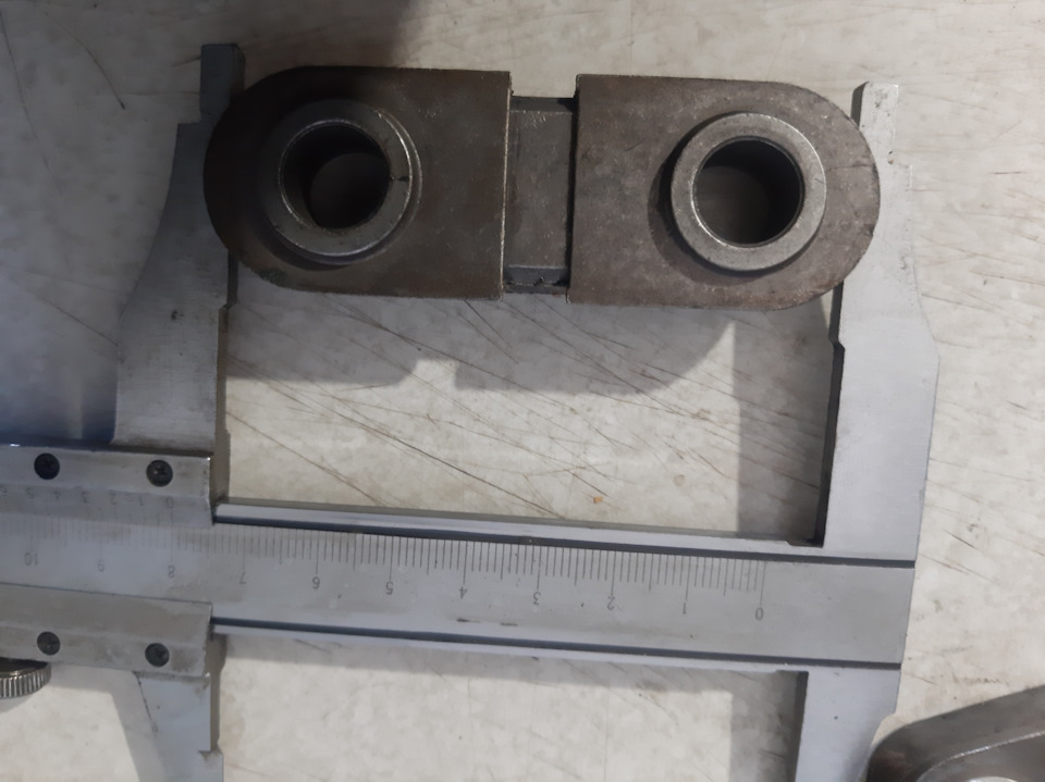 КТО ЗНАЕТ ОТЛИЧИЕ запчастей рейки ваз 3.2 от 4.1 ? — Lada Калина ...