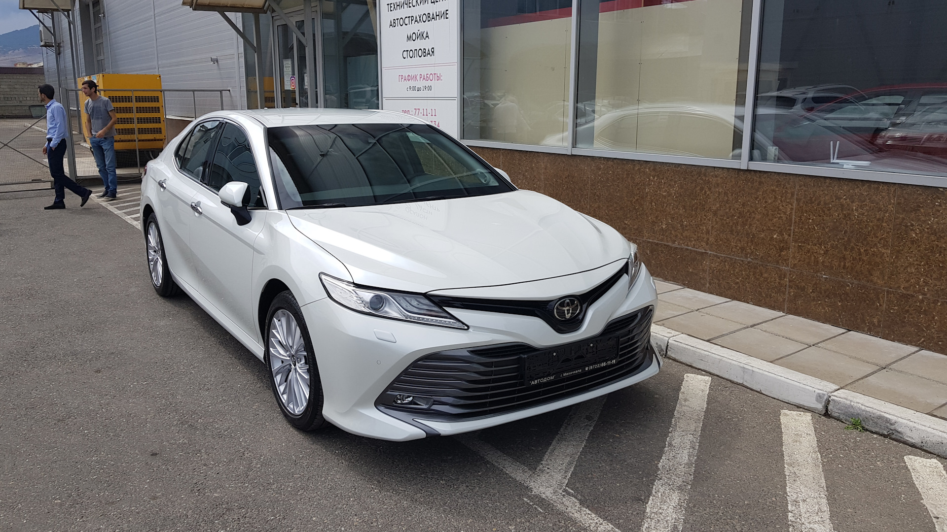 Камри 80. Camry 80. Camry 3.5 80. Тойота Камри 80 глазами независимо от дизайнера.