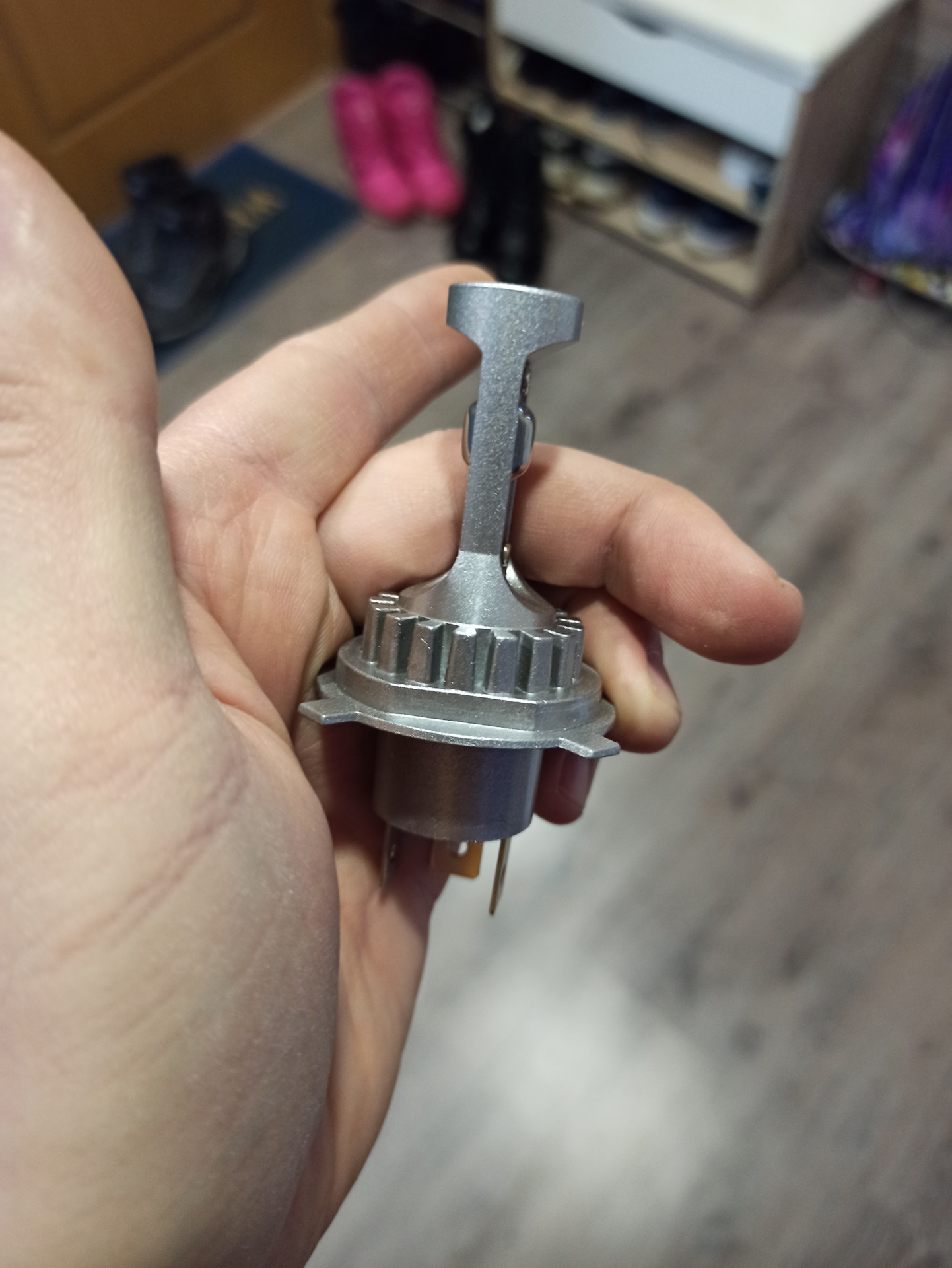 Лед лампы h4 с линзой. Светодиодная лампа h7 6500 k. Диодные лампы h11 s7 led. Elektrokot лампы. Elektrokot лампы.