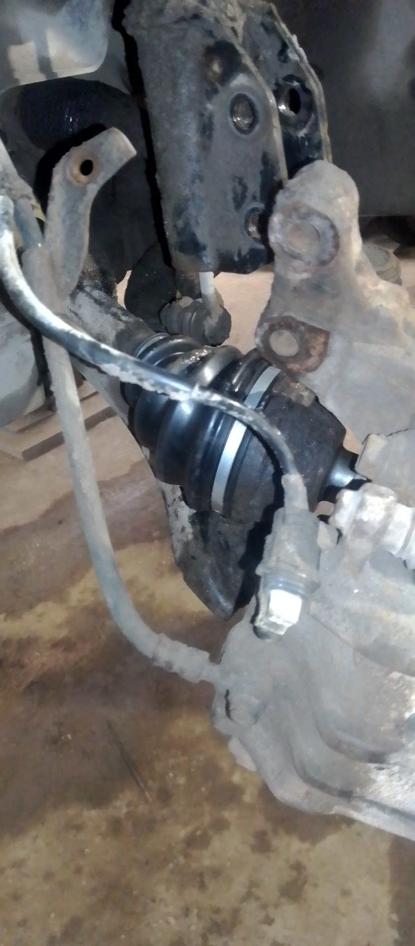 Снова порвался пыльник привода — Opel Antara, 2,4 л, 2011 года | визит ...