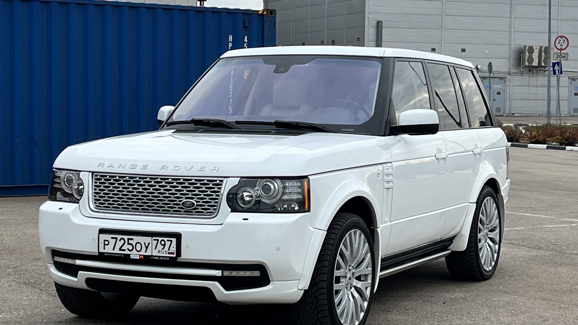 Land Rover Range Rover (3G) 5.0 бензиновый 2011 | The Белый на DRIVE2