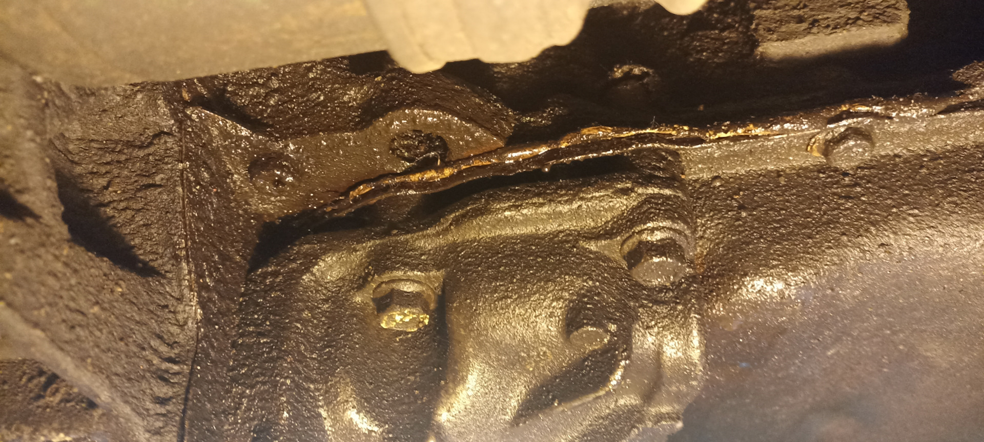 Прогоревлая гофра глушителя… Последствия… — Mitsubishi Lancer IX, 1,6 л ...