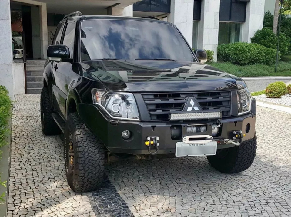 Тюнинг паджеро 4 фото ещё вариант без запаски и бамперов - Mitsubishi Pajero (4G), 3 л, 2011 года набл