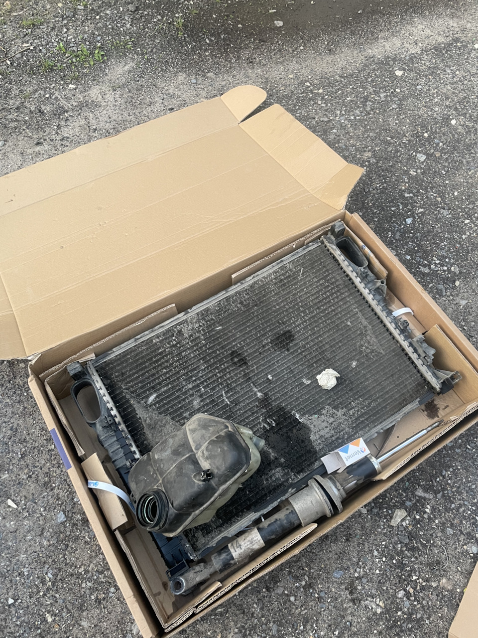 Замена радиатора, бачка и датчика ОЖ M112 — Mercedes-Benz E-class (W211 ...