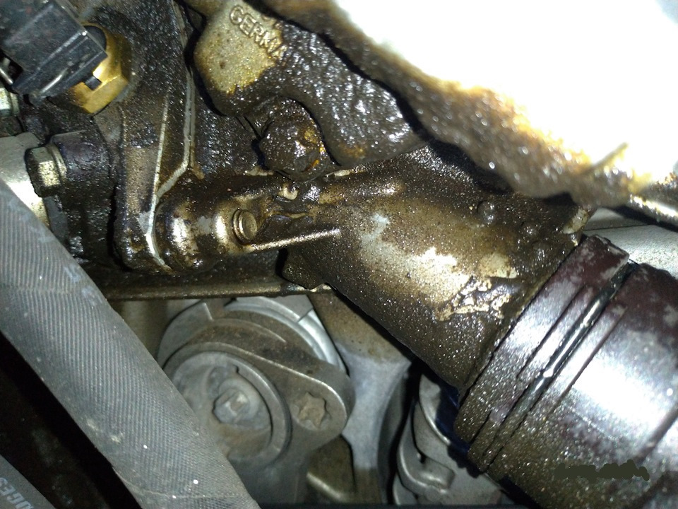 Замена прокладок масляного стакана, конденсатора кондиционера BMW 7 F02 ...