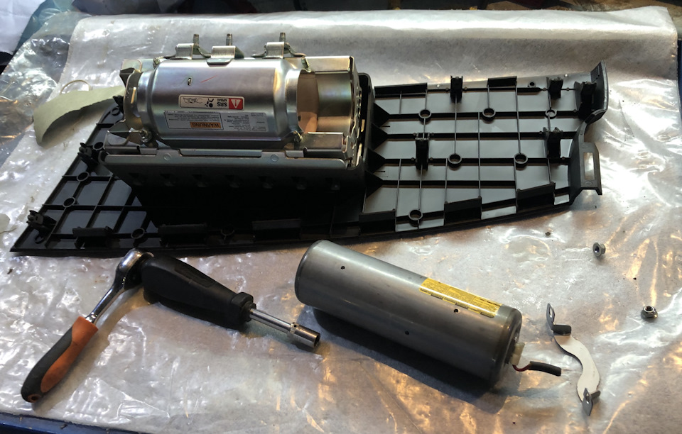 Отзывная компания Honda: Замена пиропатрона пассажирской подушки ...