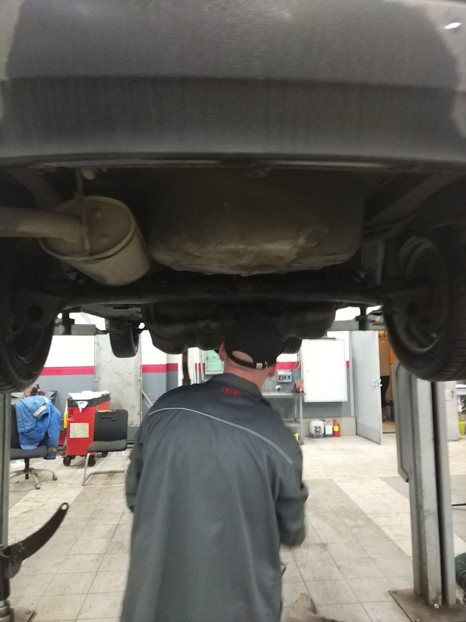 Замена лент (Хомутов) крепления бака — Lada Калина универсал, 1,6 л ...