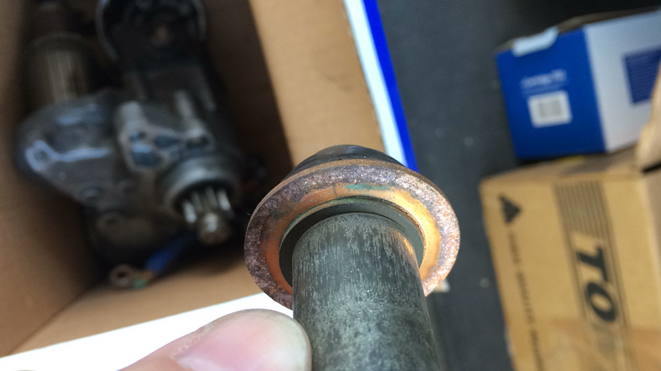 Втягивающее — Toyota Sequoia (1G)