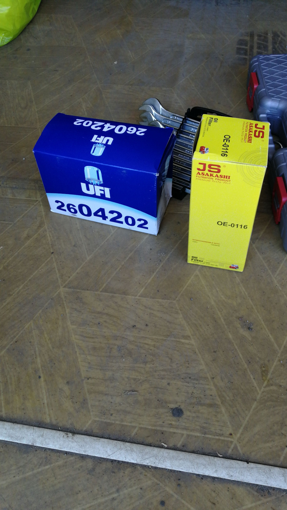 Замена топливных фильтров, масляного элемента и масла в движке — DRIVE2