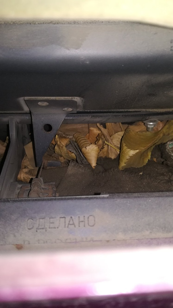 Салонный фильтр в ВАЗ 2107! — Lada 210740, 1,6 л, 2007 года | тюнинг ...