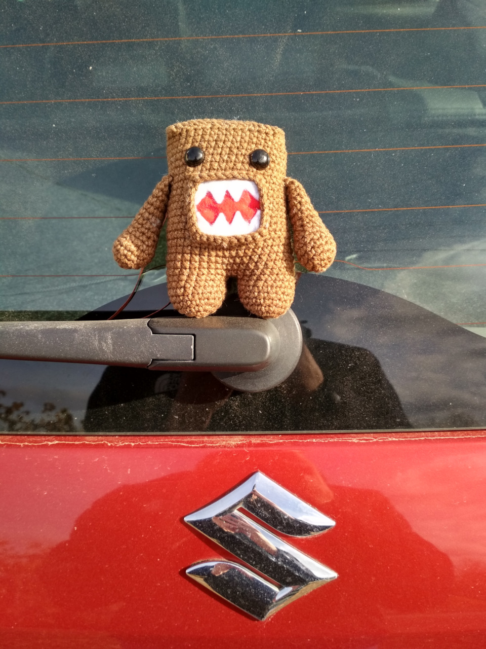 Domo-kun (Домо-кун) — талисман в Suzuki — Suzuki SX4 (1G), 1,6 л, 2010 года  | аксессуары | DRIVE2