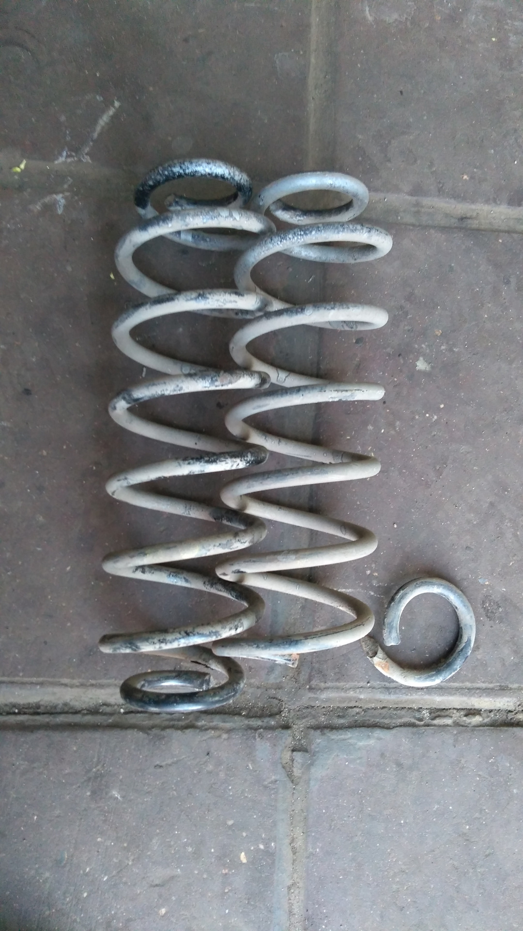 Облом задней пружины. — Skoda Octavia A5 Mk2, 1,8 л, 2012 года | тюнинг ...