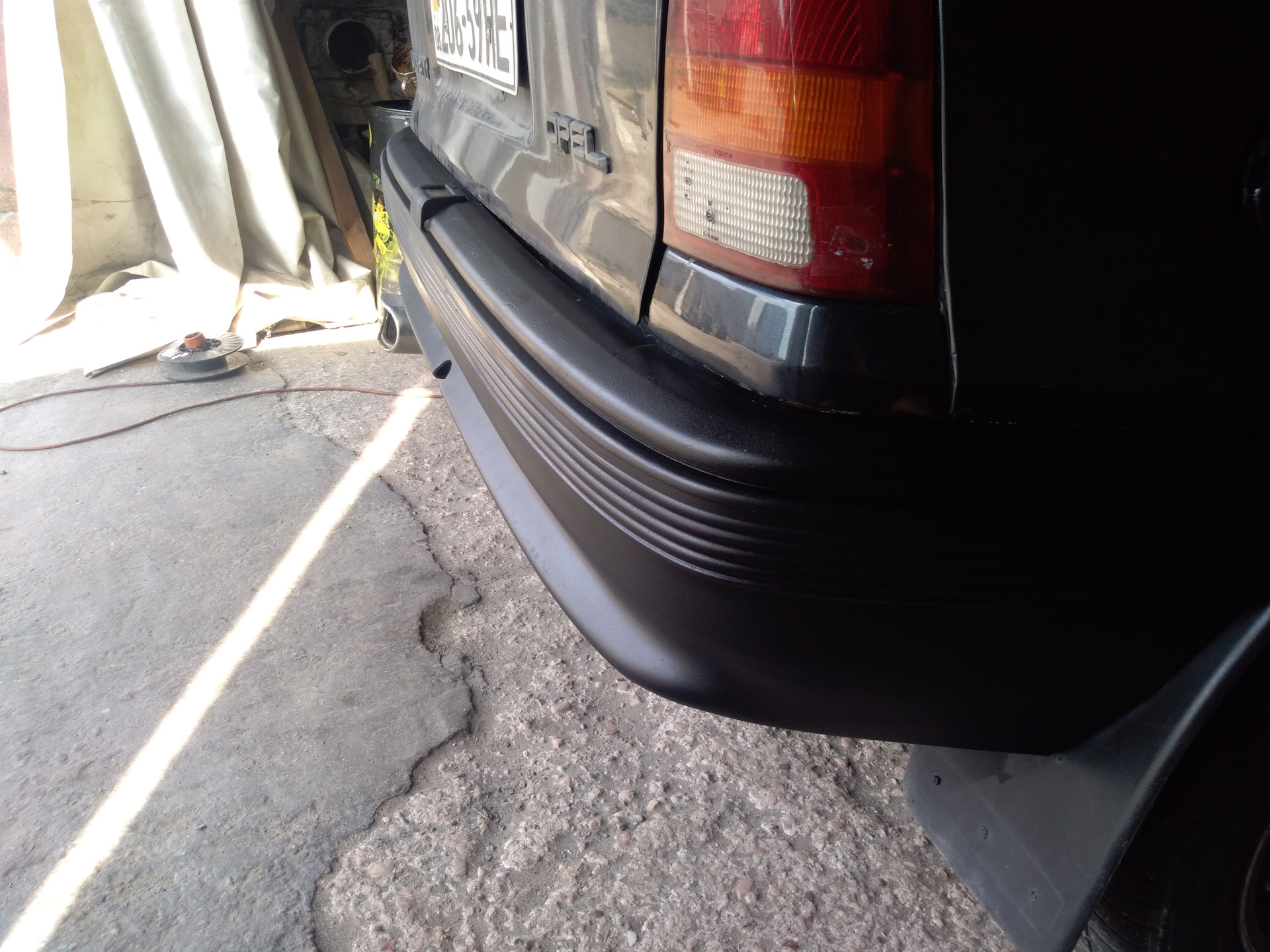 Бампер задний крашенный слива-478. Бампер задний защитник грязь виш 2015. Перекраска бампера в другой цвет. Локальная покраска заднего бампера. Перекраска бампера в другой цвет.