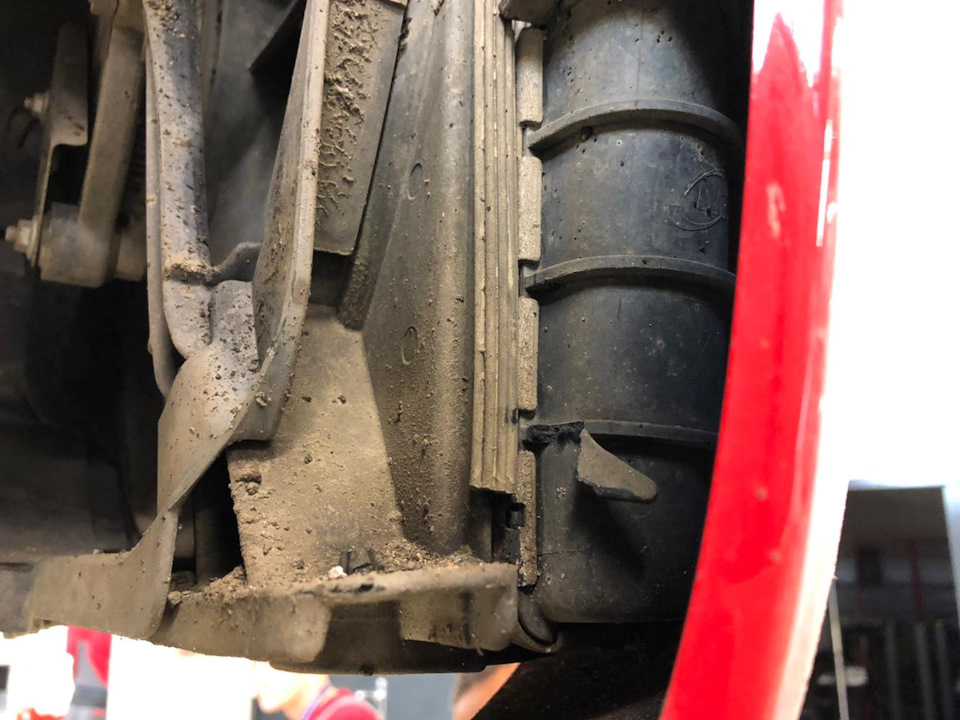 Радиатор — Porsche Boxster (982)