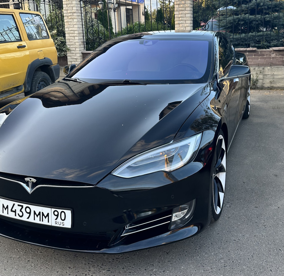 Ремонт фонаря — Tesla Model S, 2016 года | запчасти | DRIVE2