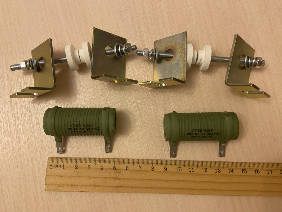 Обманка на LED поворотники — Ford Kuga (2G), 2,5 л, 2015 года ...