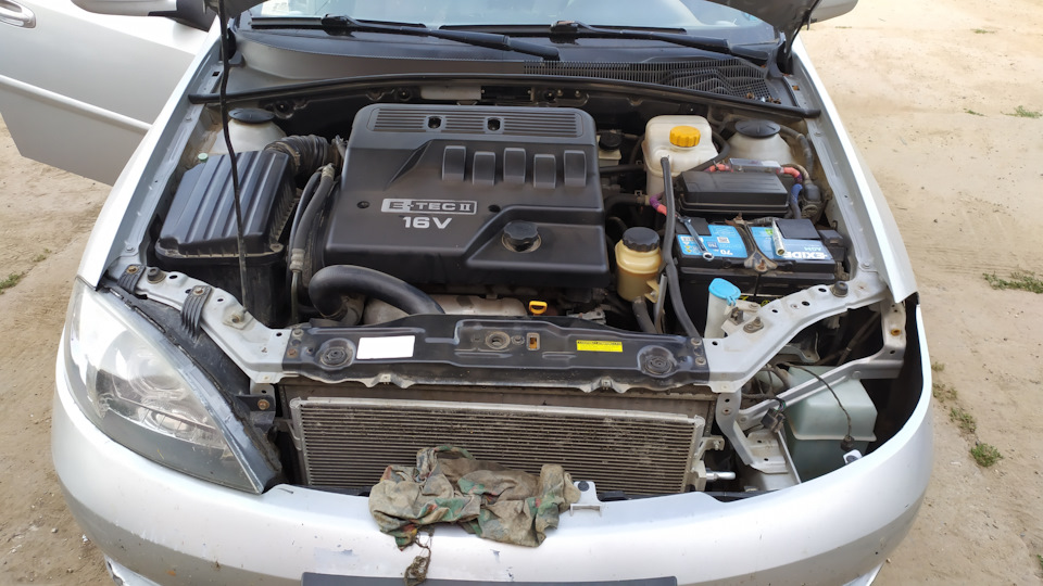 Заменил трубку кондиционера, снял бампер — Chevrolet Lacetti Sedan, 1,6 ...