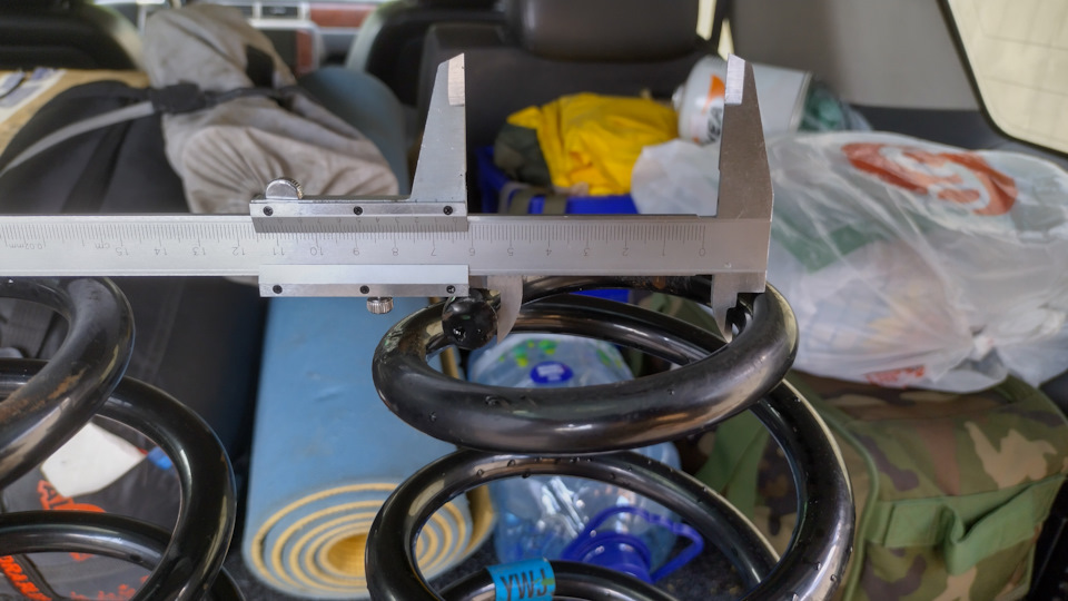 Пружины и амортизаторы . Размеры. — Chevrolet Tahoe (GMT900), 5,3 л ...