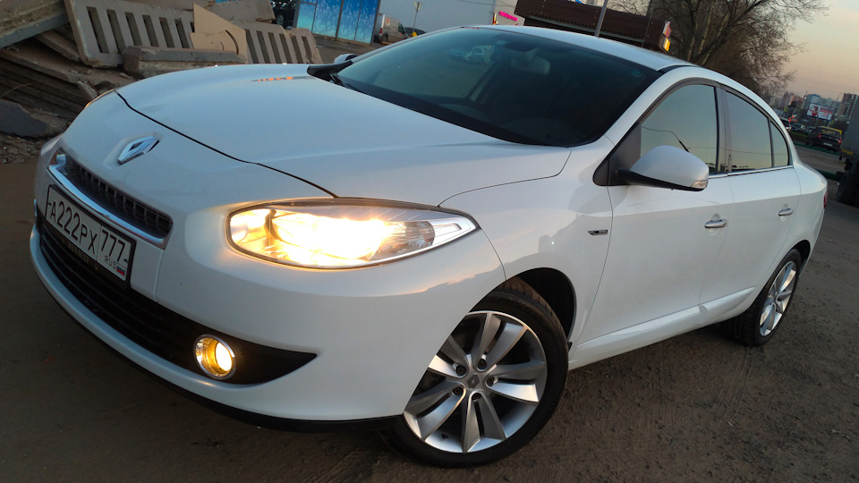 Диски на флюенс фото Renault Fluence 1.6 бензиновый 2012 Dynamique на DRIVE2