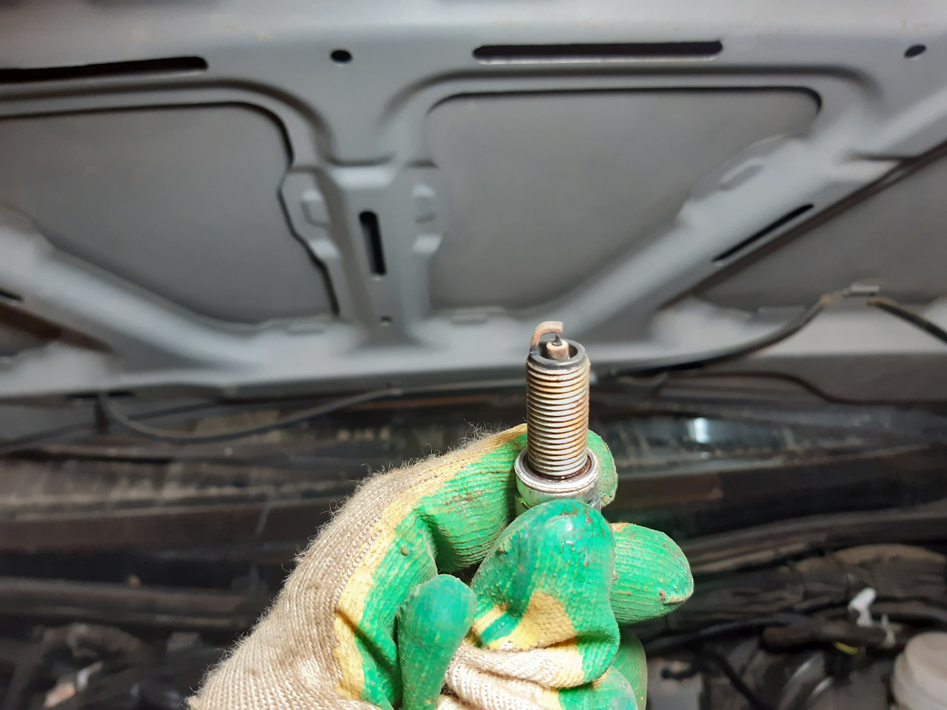 Замена свечей митсубиси паджеро спорт