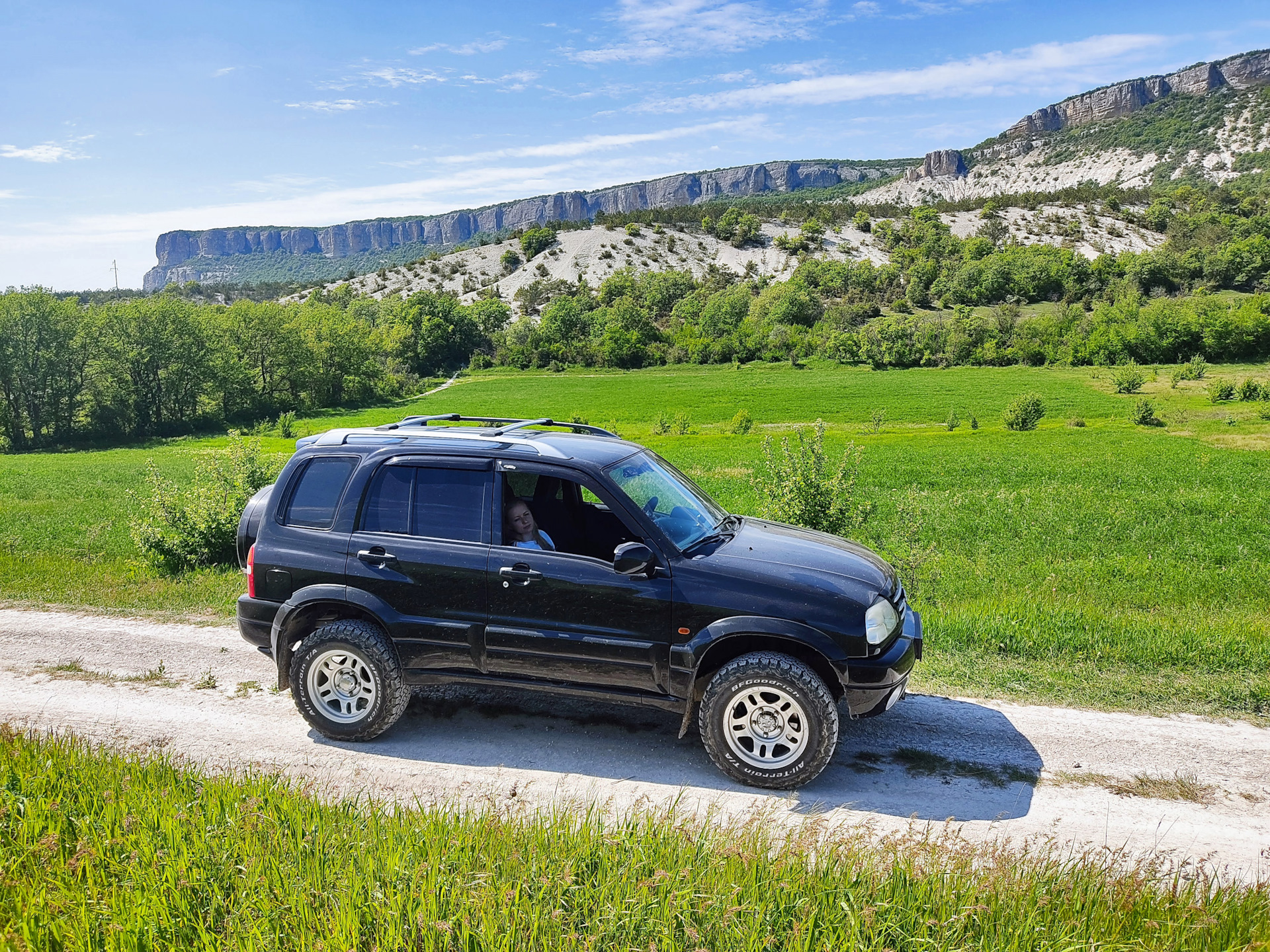 Прокатились по Крымскому предгорью. Бахчисарайский район — Suzuki Grand  Vitara (1G), 2 л, 2003 года | покатушки | DRIVE2