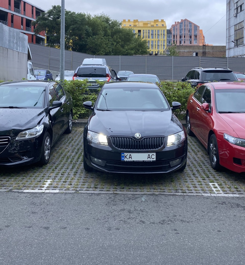 Led лампы Н15 в дальний/ДХО — Skoda Octavia A7 Mk3, 1,2 л, 2016 года ...