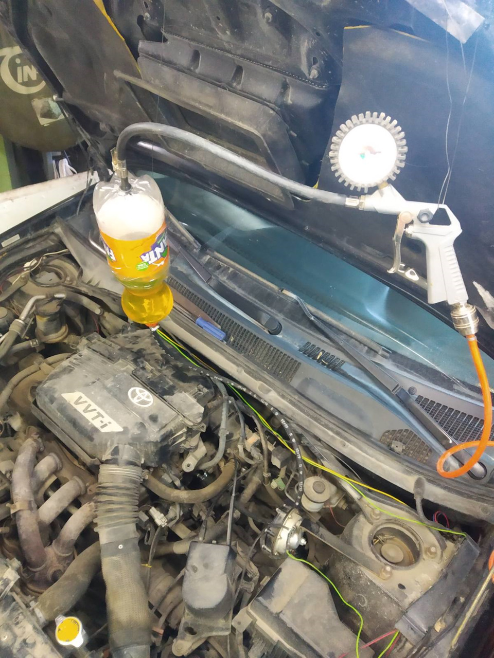 Фото в бортжурнале Toyota RAV4 (II)