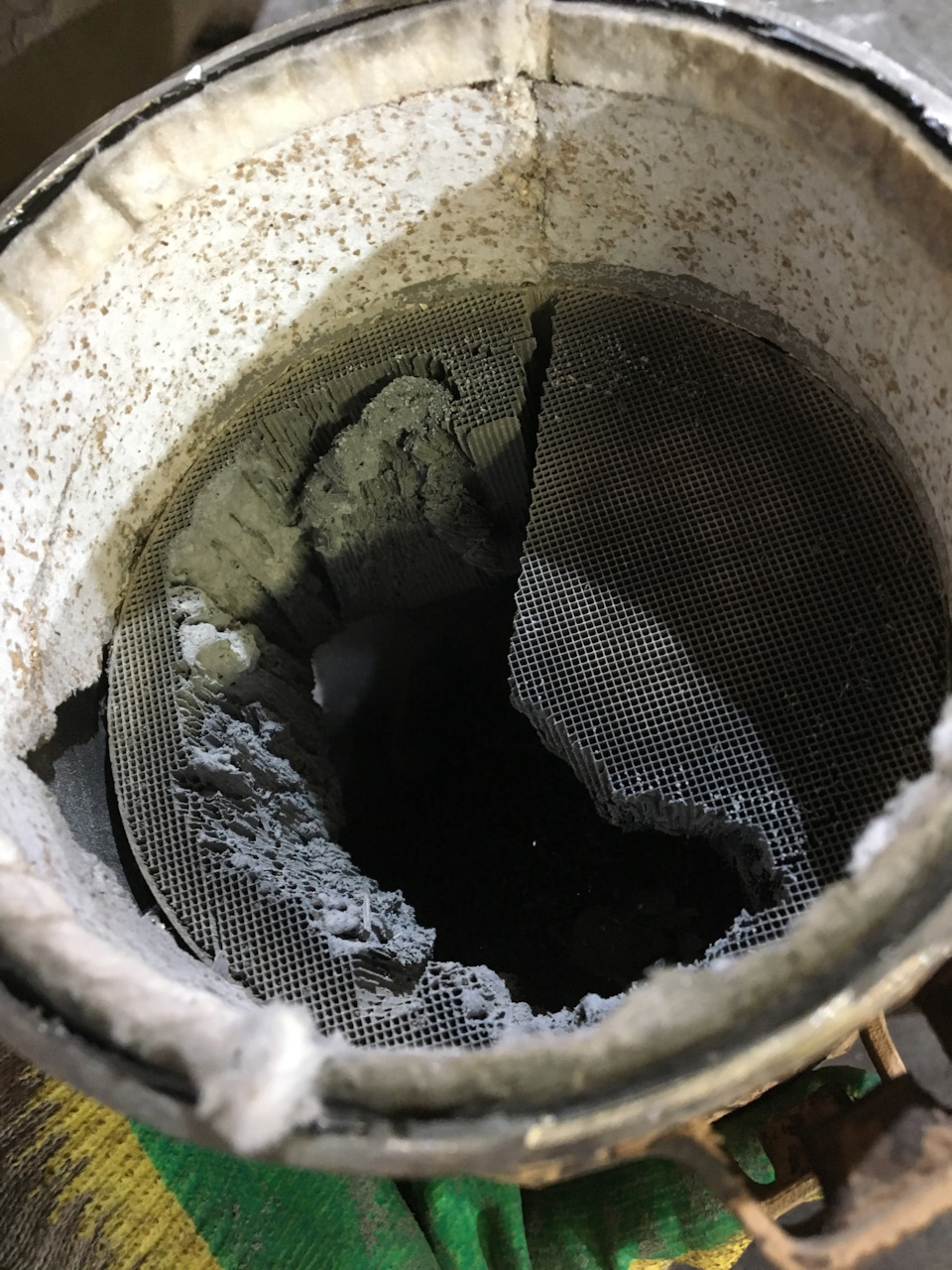 Удалили катализатор на солярисе жены, смотрим фото. — KIA Ceed (1G), 1 ...