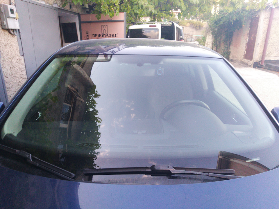 Щетки стеклоочистителя Heyner hybrid. — Volkswagen Jetta V, 1,6 л ...