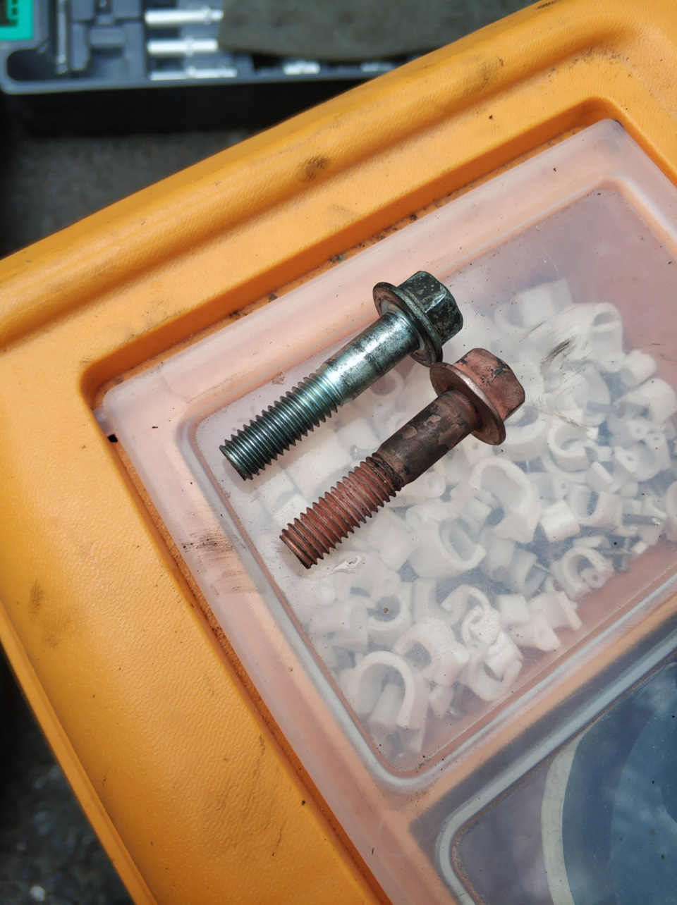 Заменил ремень ГУР+кондей — Suzuki Liana, 1,6 л, 2006 года | своими ...