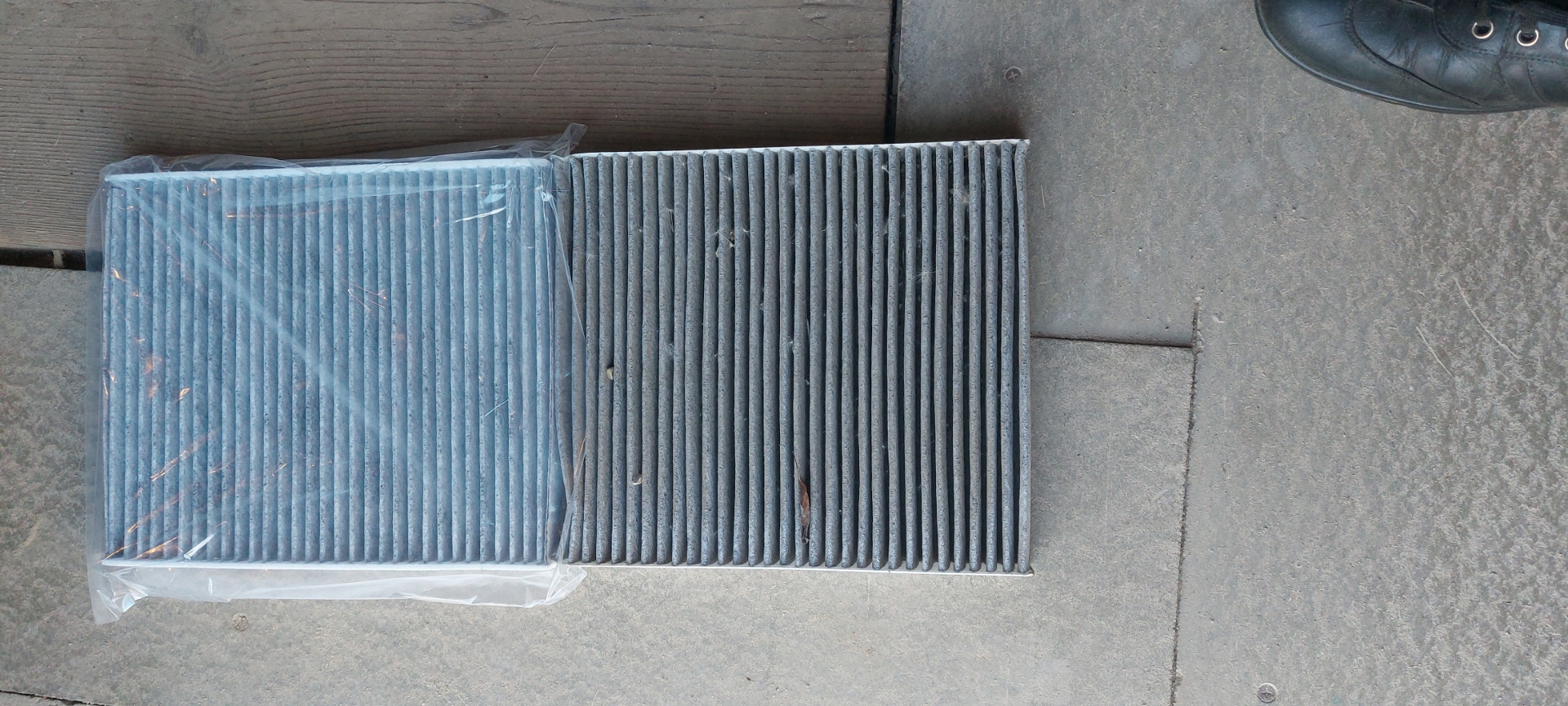 Замена салонного фильтра — Haval F7 (1G), 2 л, 2020 года | своими ...