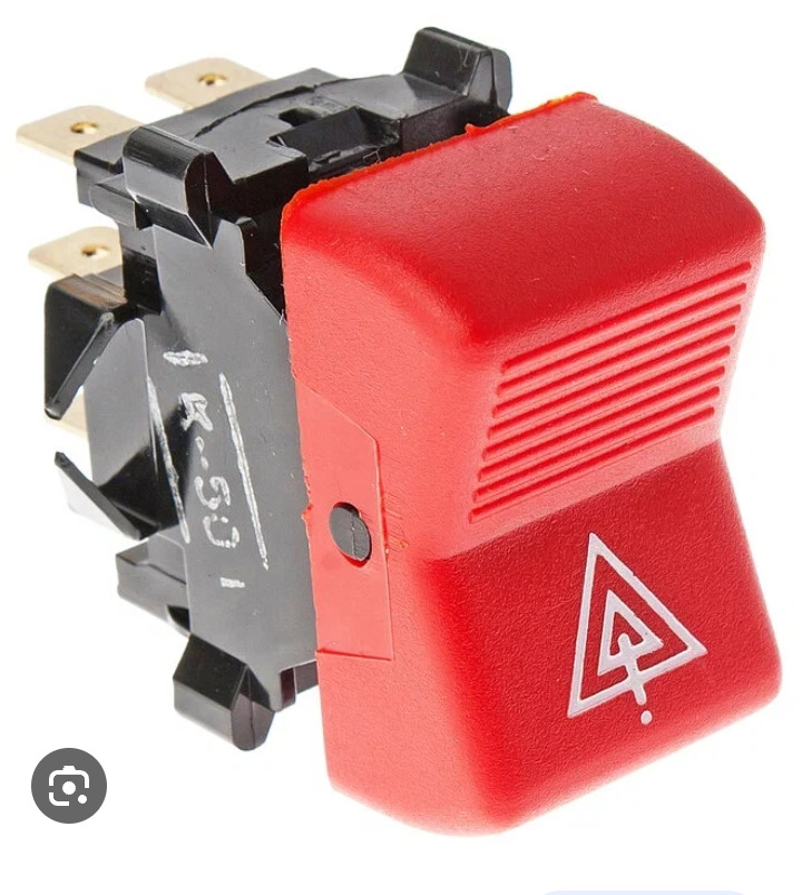 Кто знает как подключить эт кнопку аварийки к трёх контактному реле ...