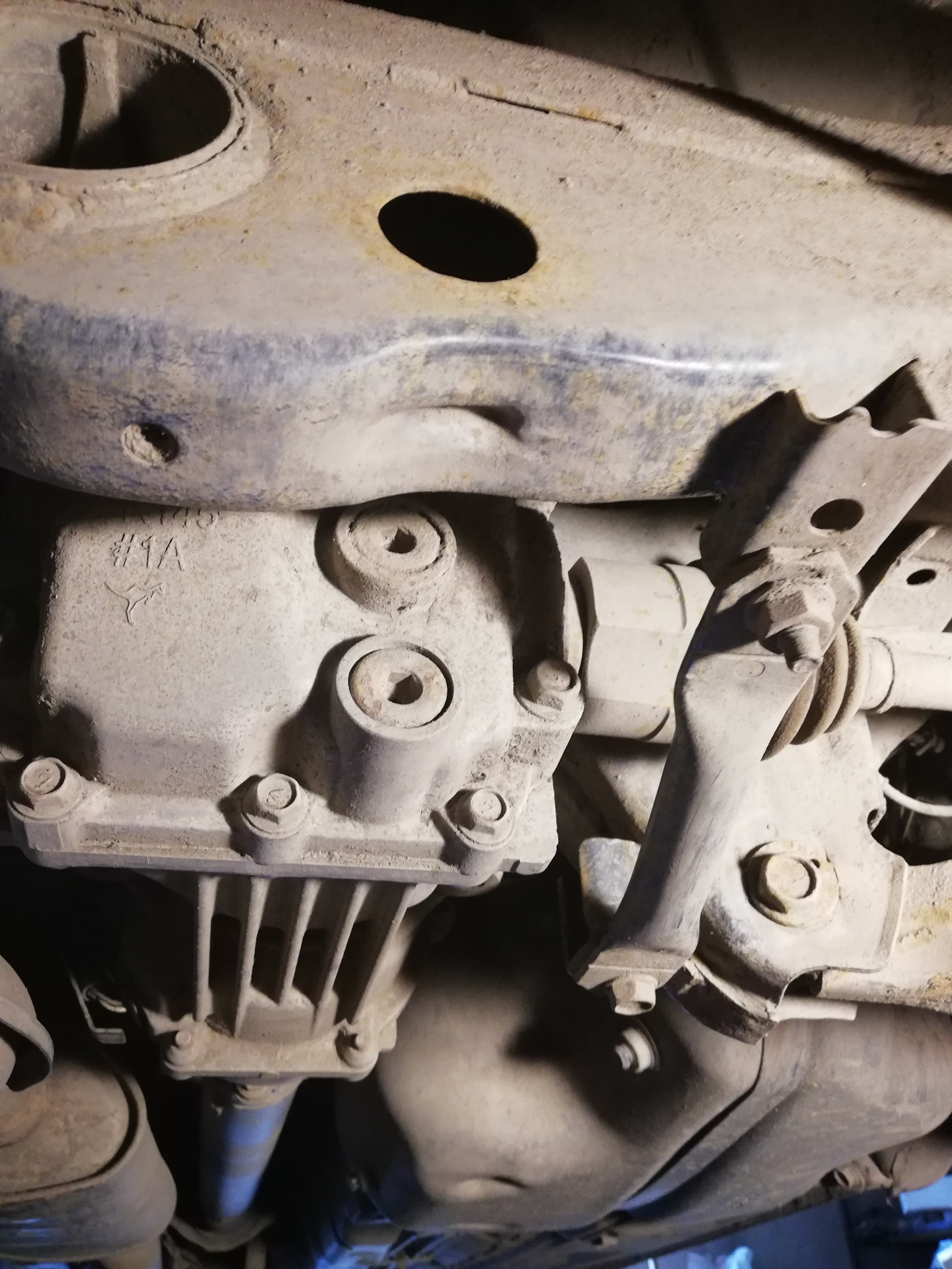 Масла в редуктора кашкай j10. Масло кпп nissan ns-2 артикул. Замена масла в раздатке ниссан кашкай 2. Сливная пробка ож ниссан кашкай j10. Масла в редуктора кашкай j10.