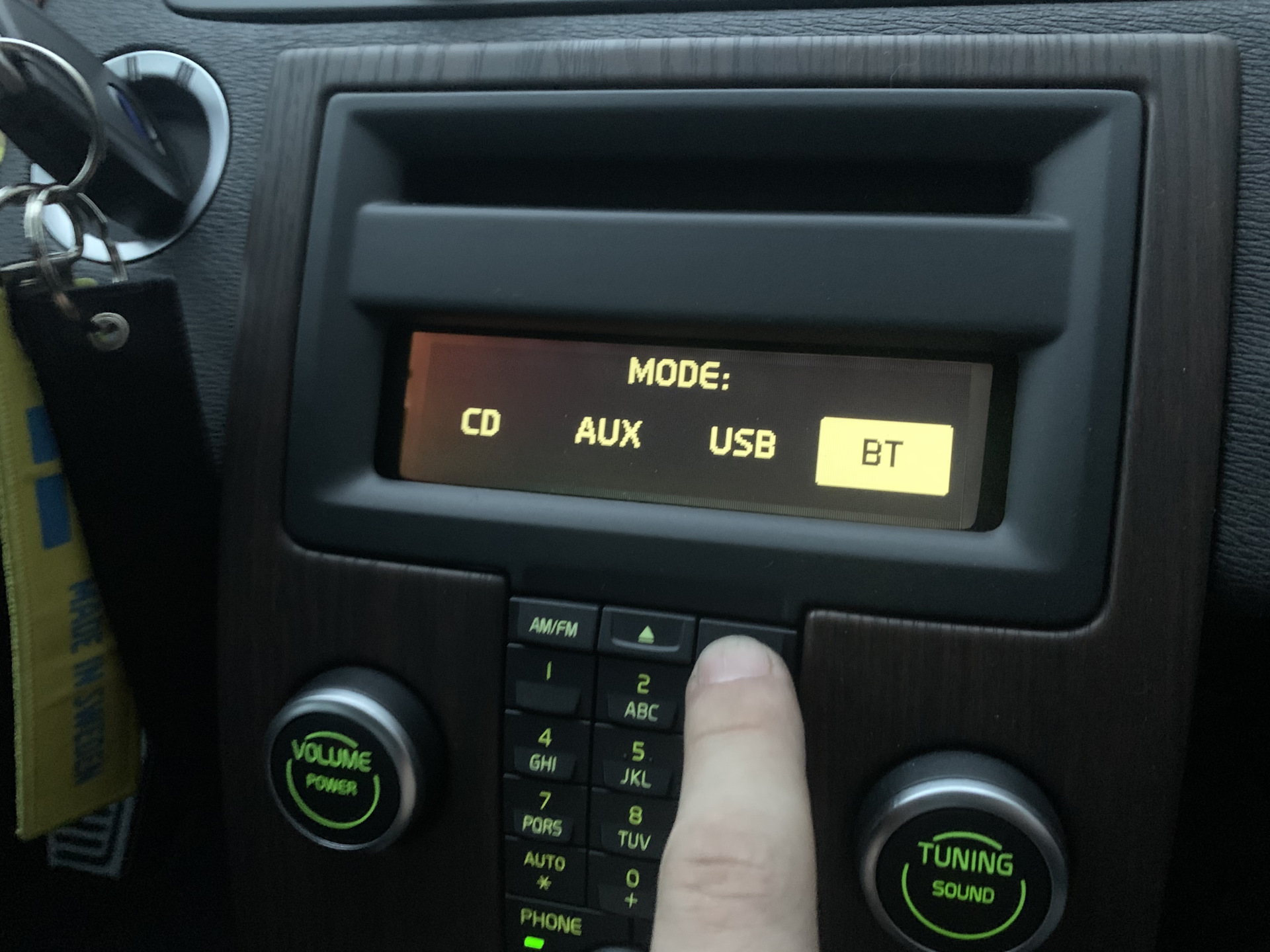 13 — Потоковый bluetooth, слушаем музыку с телефона — Volvo C70 (2G), 2,5  л, 2010 года | автозвук | DRIVE2