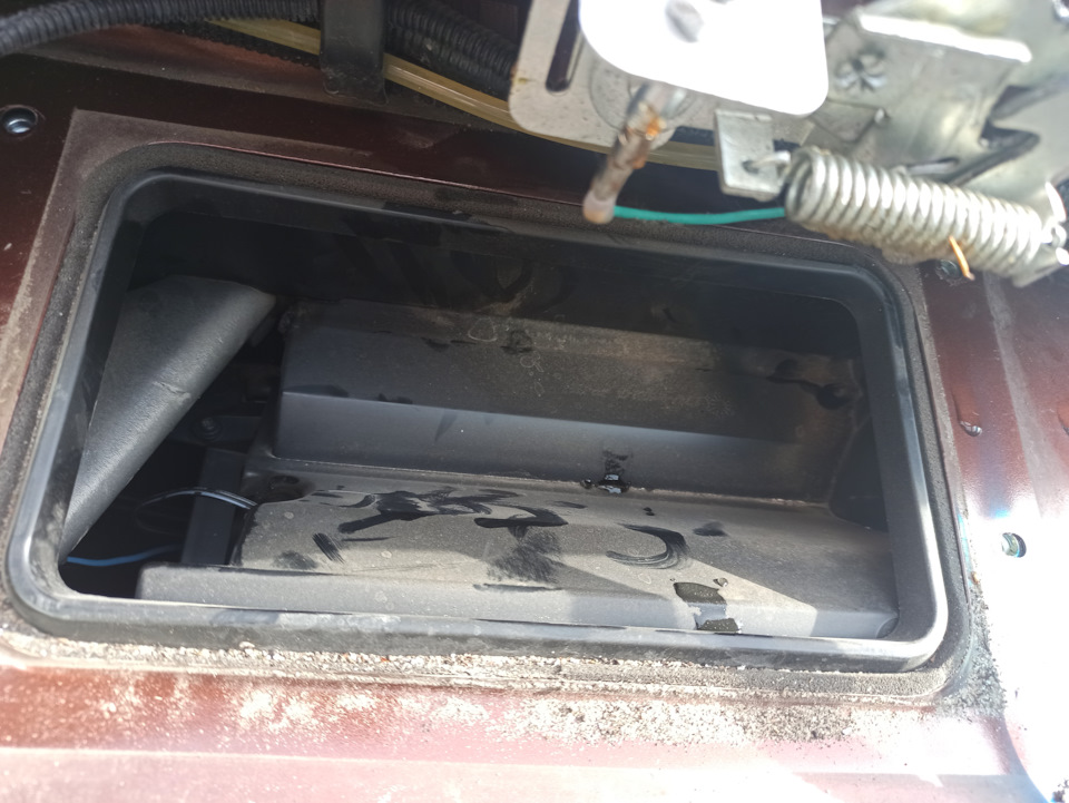 в каком году появился кондиционер в ниве. InEg3ezu 9uUFY5S1KxN bmg fU 960. в каком году появился кондиционер в ниве фото. в каком году появился кондиционер в ниве-InEg3ezu 9uUFY5S1KxN bmg fU 960. картинка в каком году появился кондиционер в ниве. картинка InEg3ezu 9uUFY5S1KxN bmg fU 960. АВТОВАЗ комплектует Lada 4x4 кондиционером с завода, но он доступен только на некоторых комплектациях внедорожника (например, "люкс" или на Lada 4x4 Урбан). В жарких районах нашей страны можно встретить множество автолюбителей, которые устанавливают кондиционер самостоятельно. Мы решили выяснить, какие отзывы пишут владельцы о работе кондиционера.