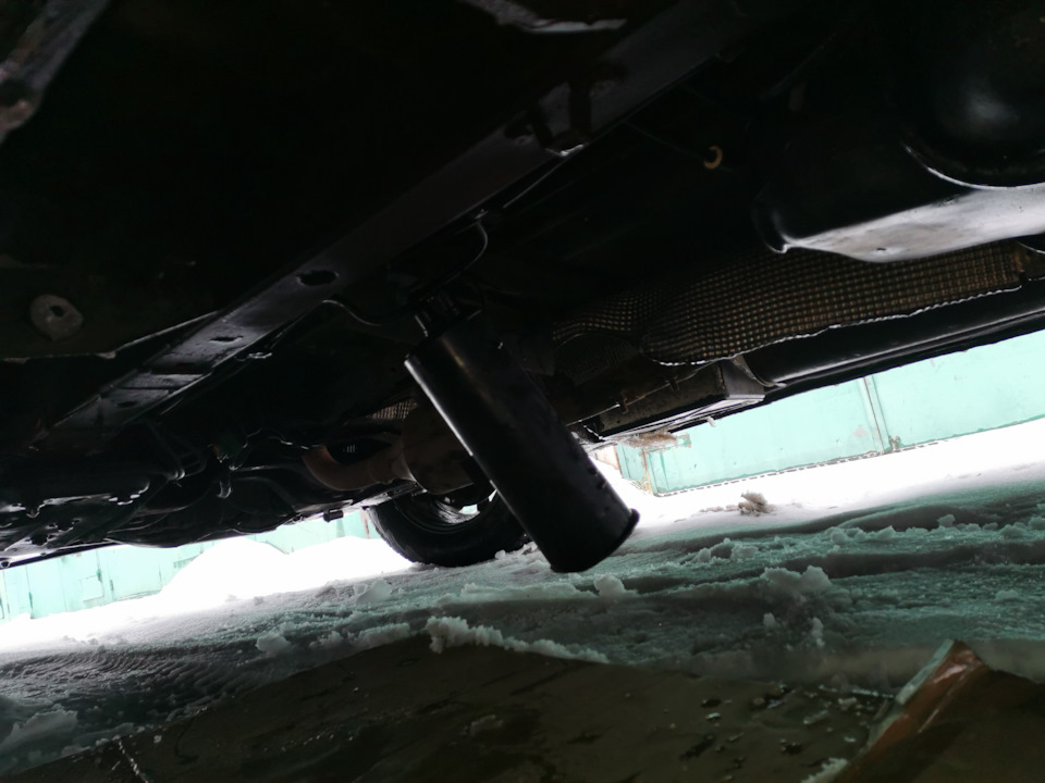 Замена абсорбера и задних колодок. — Peugeot 807, 2 л, 2004 года ...
